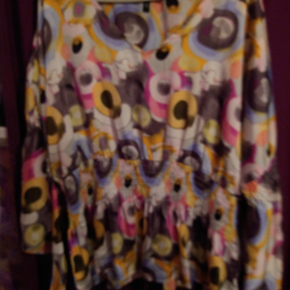 Nwot colordul blouse - Picture 4 of 6